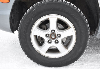 Подержанный автомобиль Hyundai Santa Fe 2004 года (9 фото)