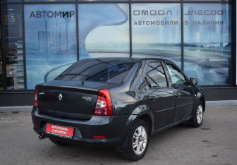 Подержанный автомобиль Renault Logan Sedan 2006 года (5 фото)
