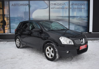 Подержанный автомобиль Nissan Qashqai 2008 года (3 фото)