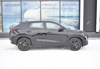 Подержанный автомобиль Omoda C5 2022 года (4 фото)