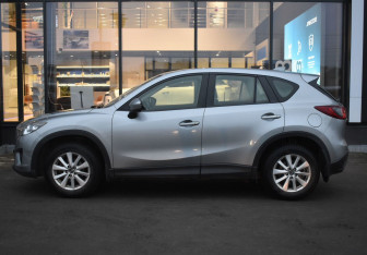 Подержанный автомобиль Mazda CX-5 2013 года (8 фото)