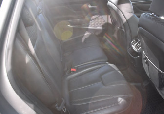 Подержанный автомобиль Hyundai Santa Fe 2019 года (11 фото)