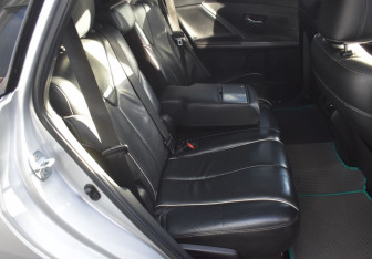 Подержанный автомобиль Toyota Venza 2013 года (10 фото)