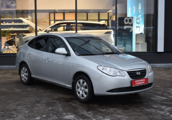 Подержанный автомобиль Hyundai Elantra Sedan 2008 года (3 фото)