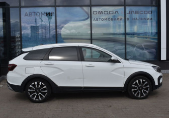 Подержанный автомобиль LADA (ВАЗ) Vesta Wagon 2024 года (4 фото)