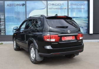 Подержанный автомобиль SsangYong Kyron 2008 года (7 фото)