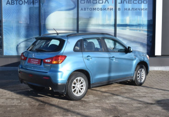 Подержанный автомобиль Mitsubishi ASX 2012 года (5 фото)