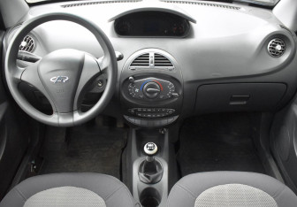 Подержанный автомобиль Chery IndiS (S18D) 2011 года (12 фото)