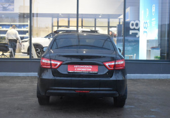 Подержанный автомобиль LADA (ВАЗ) Vesta Sedan 2017 года (6 фото)