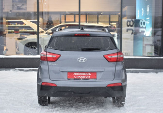 Подержанный автомобиль Hyundai Creta 2021 года (6 фото)