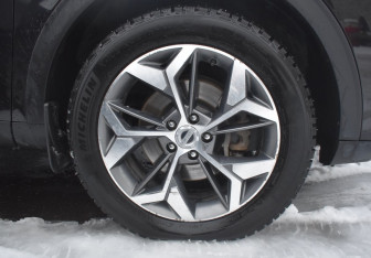 Подержанный автомобиль Haval F7 2021 года (9 фото)