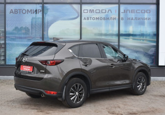 Подержанный автомобиль Mazda CX-5 2020 года (5 фото)