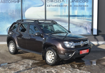 Подержанный автомобиль Renault Duster 2019 года (3 фото)