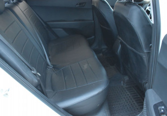 Подержанный автомобиль Hyundai Creta 2017 года (11 фото)