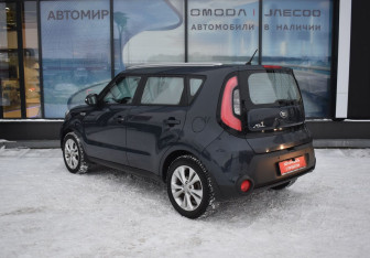 Подержанный автомобиль Kia Soul 2014 года (7 фото)