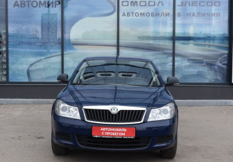 Подержанный автомобиль Skoda Octavia Liftback 2011 года (2 фото)