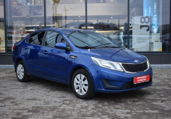 Подержанный автомобиль Kia Rio Sedan 2013 года (3 фото)