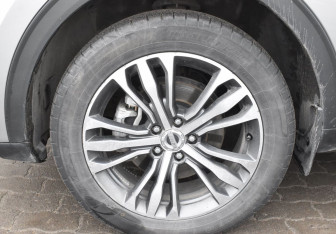 Подержанный автомобиль Haval F7 2020 года (9 фото)