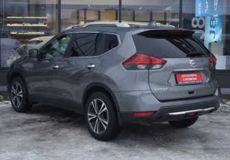 Подержанный автомобиль Nissan X-Trail 2021 года (7 фото)