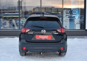 Подержанный автомобиль Mazda CX-5 2012 года (5 фото)