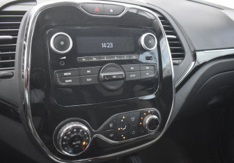 Подержанный автомобиль Renault Kaptur 2021 года (15 фото)