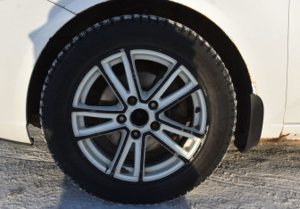 Подержанный автомобиль Kia Cerato Sedan 2012 года (9 фото)