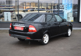 Подержанный автомобиль LADA (ВАЗ) Priora Sedan 2013 года (5 фото)