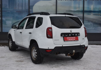 Подержанный автомобиль Renault Duster 2018 года (7 фото)