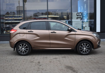 Подержанный автомобиль LADA (ВАЗ) XRAY 2018 года (4 фото)