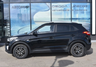 Подержанный автомобиль Hyundai Creta 2018 года (8 фото)