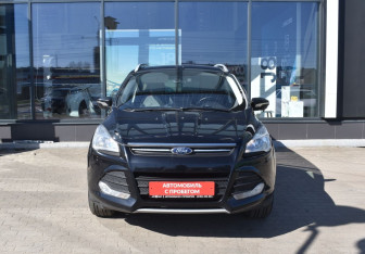 Подержанный автомобиль Ford Kuga 2014 года (2 фото)