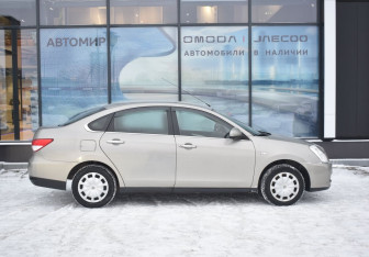 Подержанный автомобиль Nissan Almera Sedan 2013 года (4 фото)
