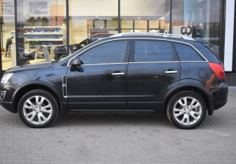 Подержанный автомобиль Opel Antara 2013 года (8 фото)