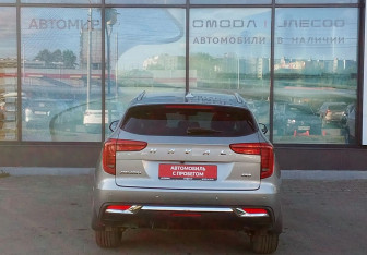 Подержанный автомобиль Haval Jolion 2023 года (6 фото)