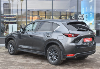 Подержанный автомобиль Mazda CX-5 2021 года (7 фото)