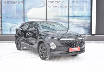 Подержанный автомобиль Omoda C5 2022 года (3 фото)