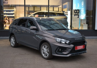 Подержанный автомобиль LADA (ВАЗ) Vesta Wagon 2018 года (3 фото)