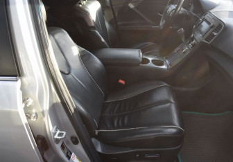 Подержанный автомобиль Toyota Venza 2013 года (9 фото)