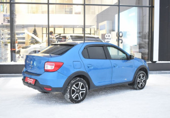 Подержанный автомобиль Renault Logan Sedan 2021 года (5 фото)
