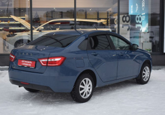 Подержанный автомобиль LADA (ВАЗ) Vesta Sedan 2019 года (5 фото)