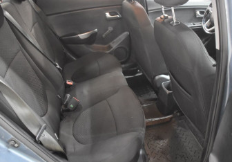 Подержанный автомобиль Kia Rio Sedan 2014 года (11 фото)