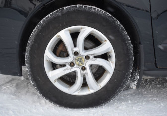 Подержанный автомобиль Peugeot 3008 2012 года (9 фото)