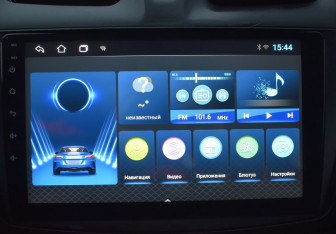 Подержанный автомобиль Renault Logan Sedan 2022 года (14 фото)