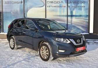 Подержанный автомобиль Nissan X-Trail 2020 года (3 фото)