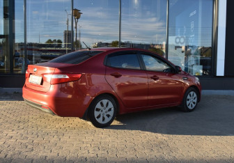Подержанный автомобиль Kia Rio Sedan 2014 года (5 фото)