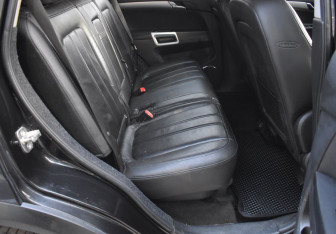 Подержанный автомобиль Opel Antara 2013 года (11 фото)