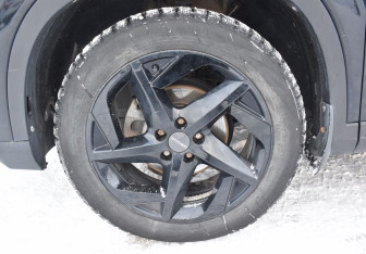 Подержанный автомобиль Omoda C5 2022 года (9 фото)