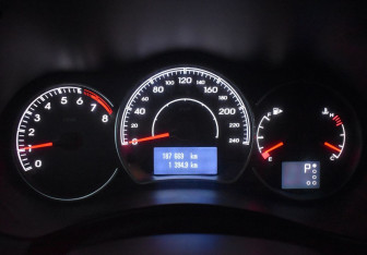 Подержанный автомобиль Renault Koleos 2011 года (14 фото)