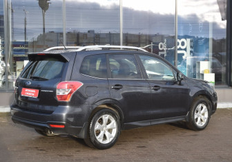 Подержанный автомобиль Subaru Forester Suv 2014 года (5 фото)