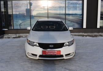 Подержанный автомобиль Kia Cerato Sedan 2012 года (2 фото)
